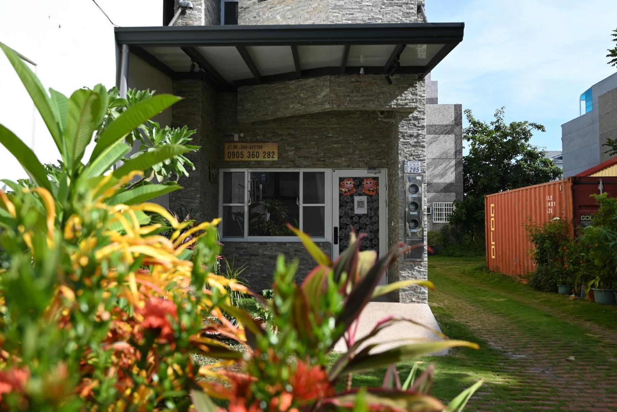 Hope Castle Apartment Taitung Bagian luar foto